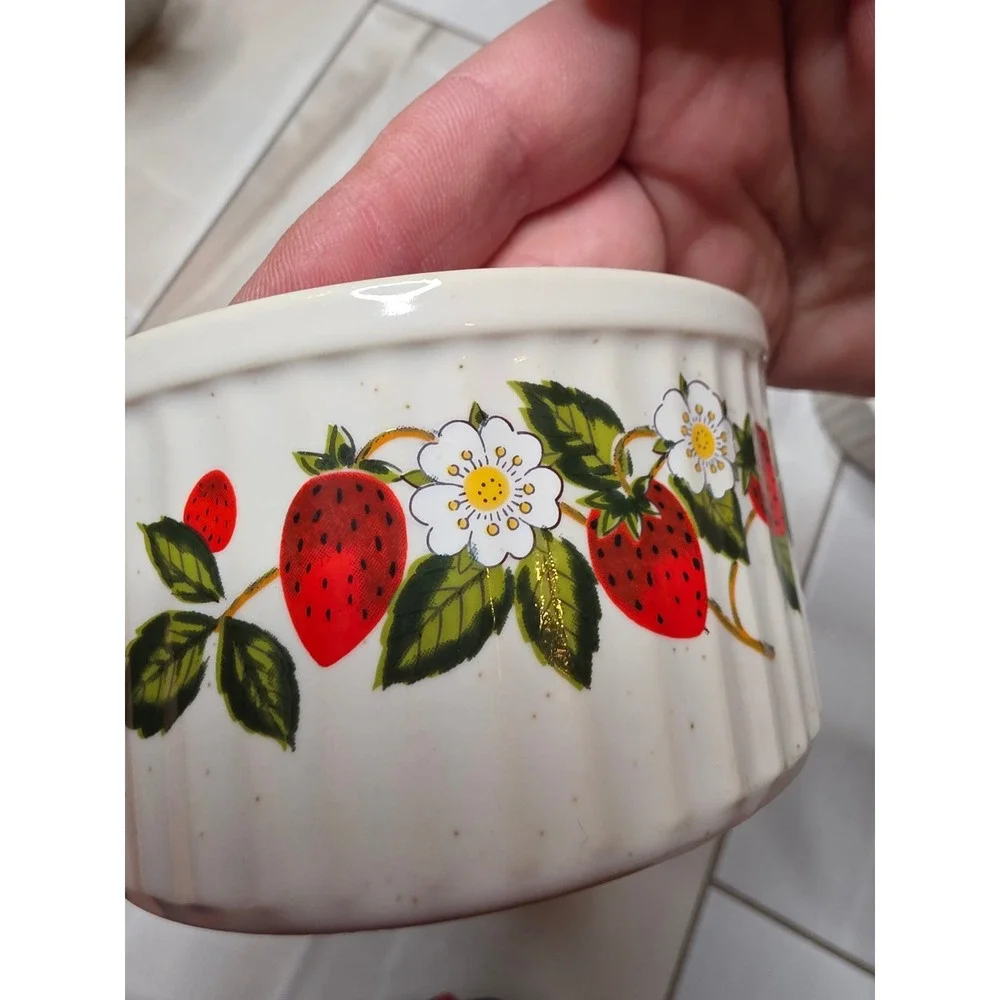 Sheffield‎ Strawberries n Cream Stoneware Ramekin Souffle Dish Set of 3 Japan H3